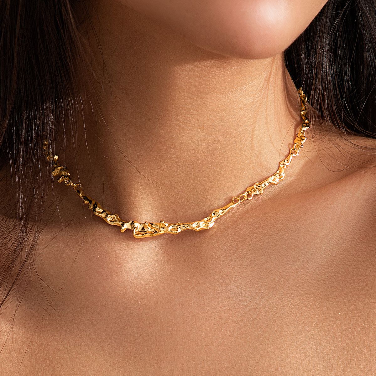 02 Necklace Gold