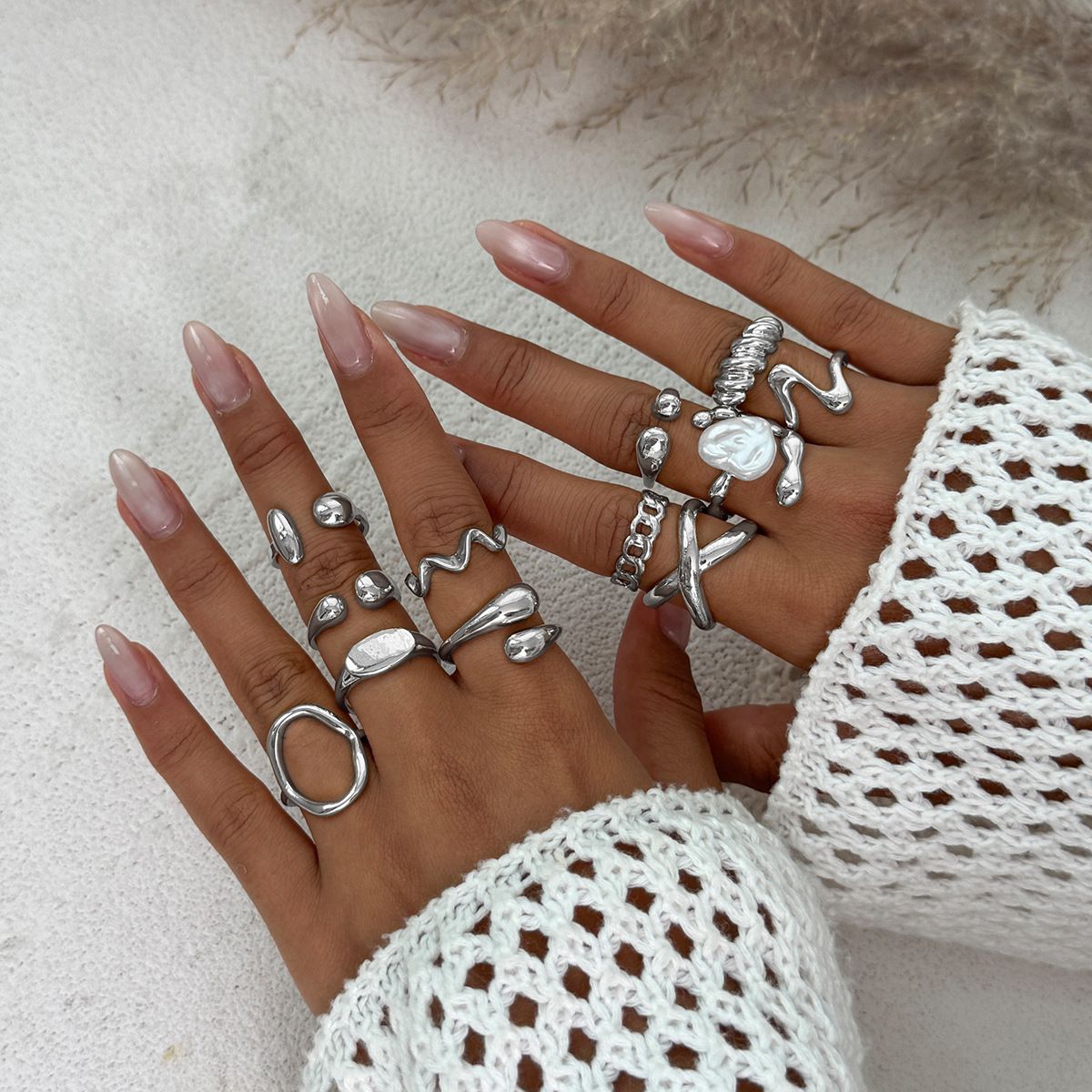 04 White K