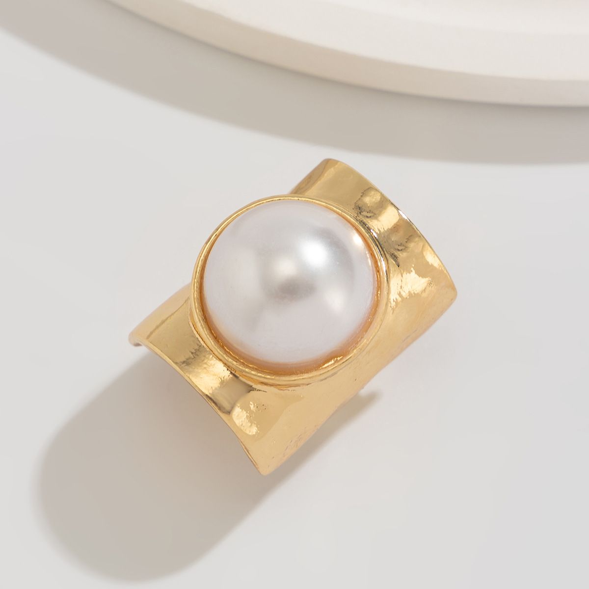 Large Pearl Alloy Wide Ring - Yunhai Jewelry
