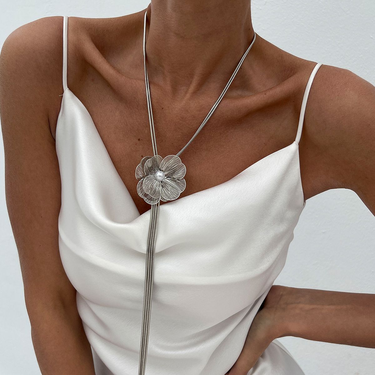 White K Necklace