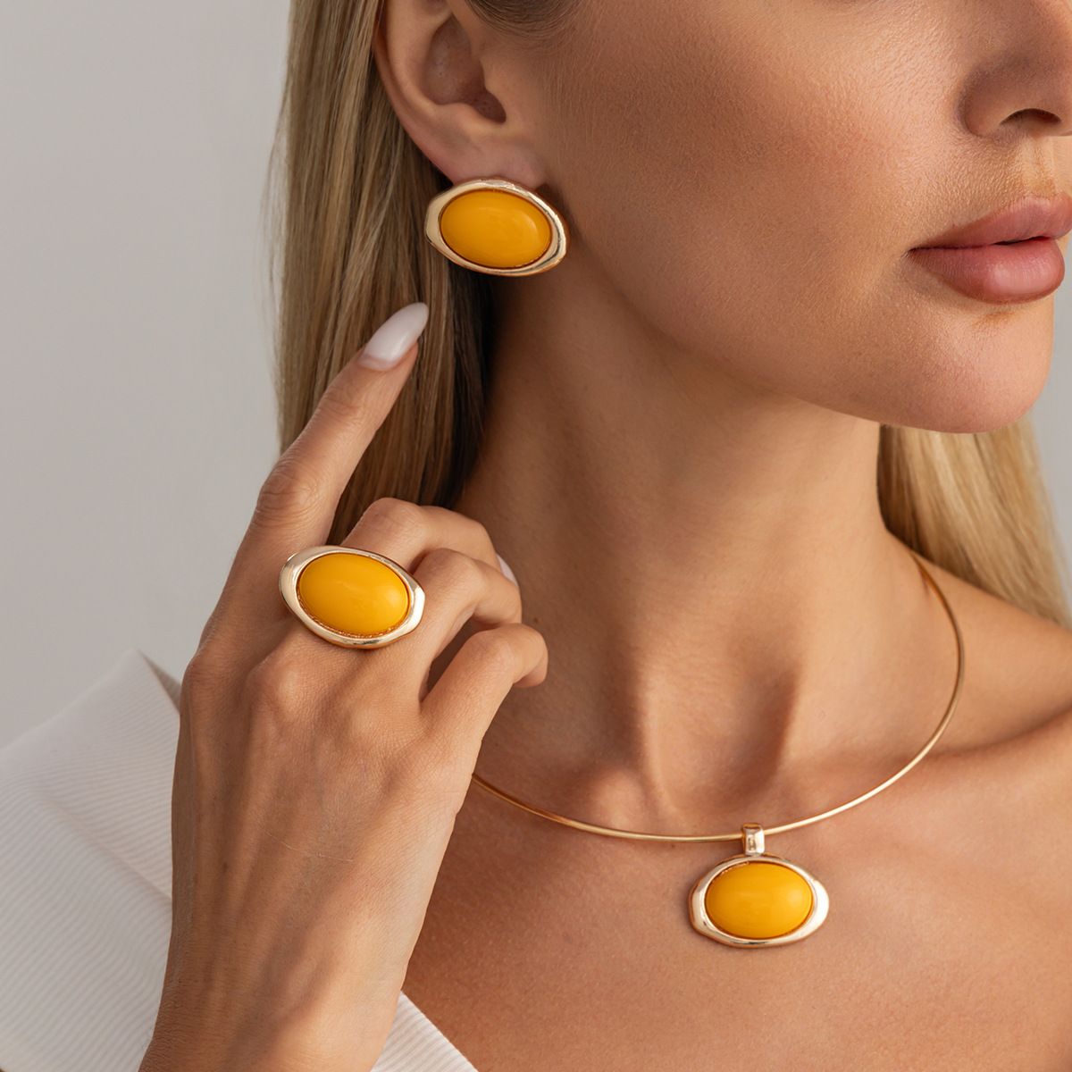 French Vintage Style Colored Resin Necklace Set - Yunhai Jewelry