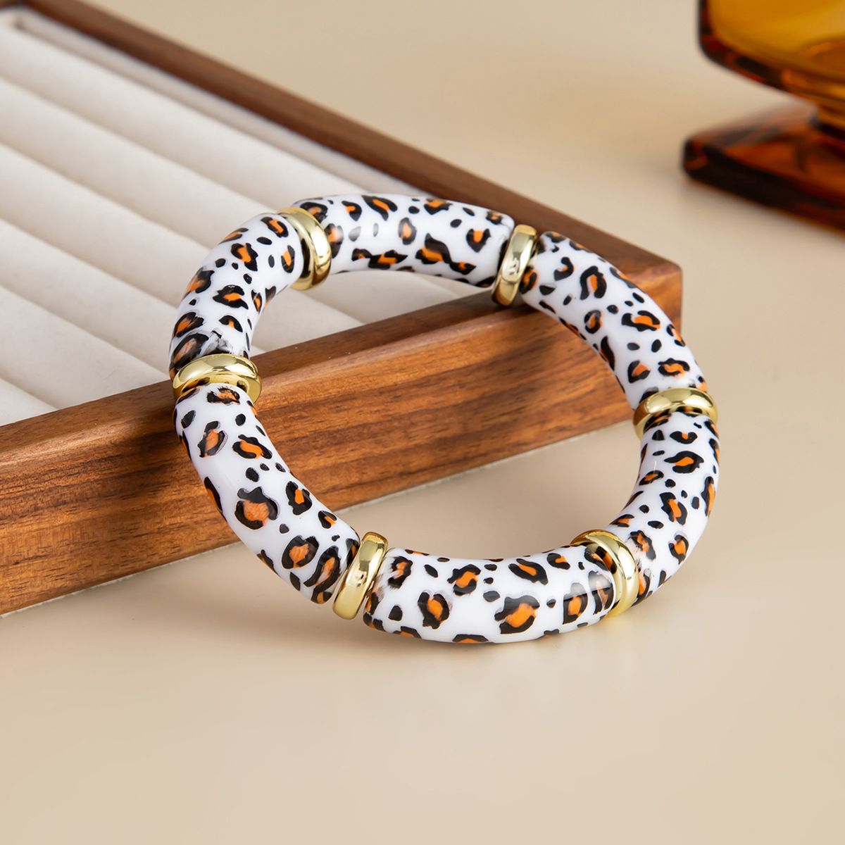 White leopard print