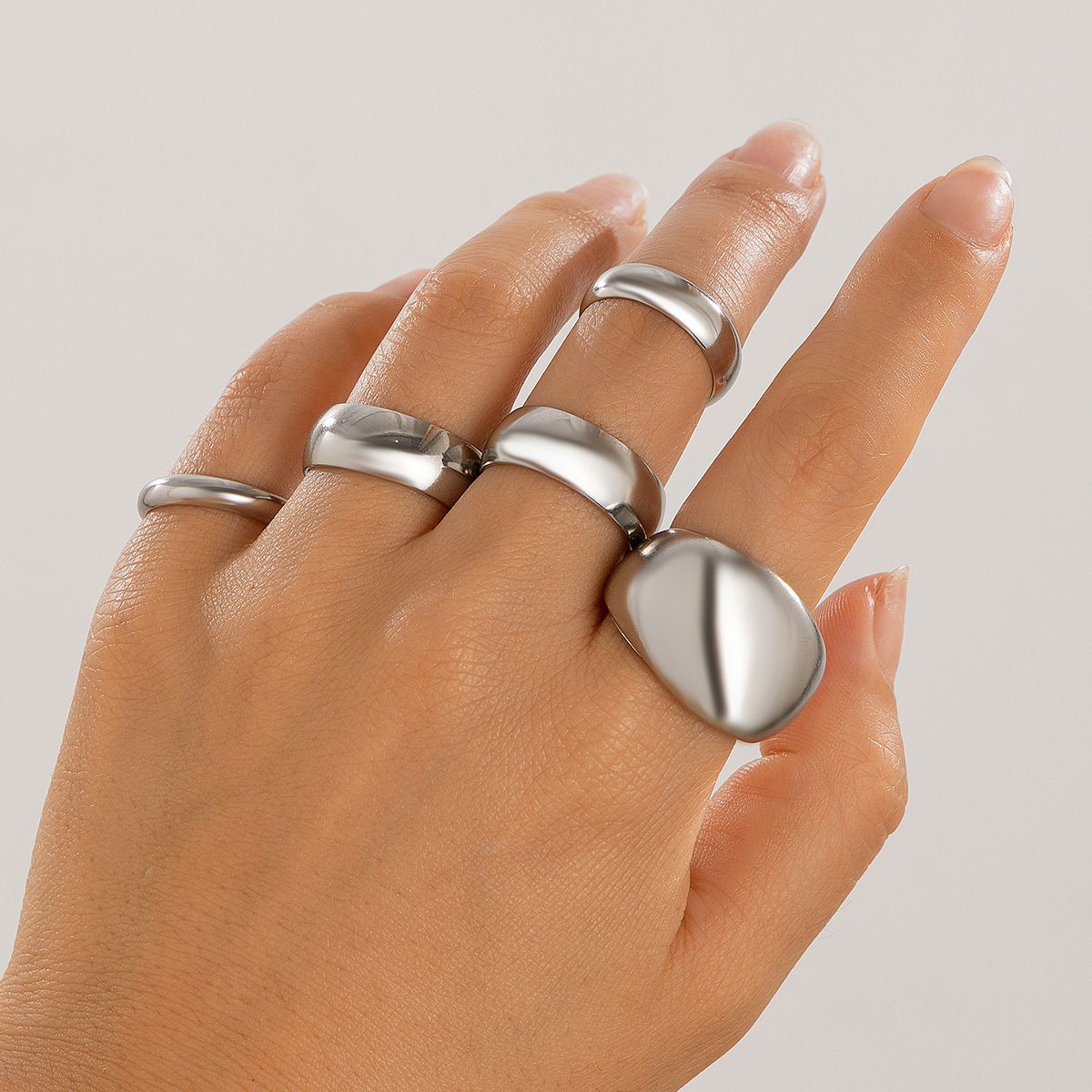 05 White K 5-Piece Set