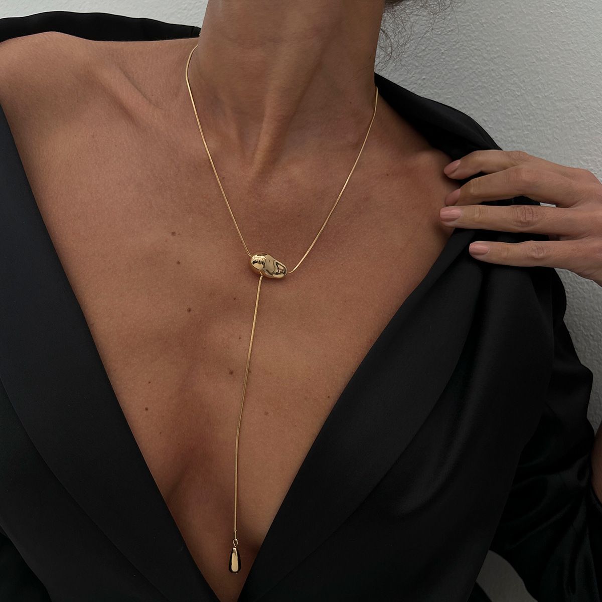 Fashion Irregular Metal Collarbone Chain - Yunhai Jewelry
