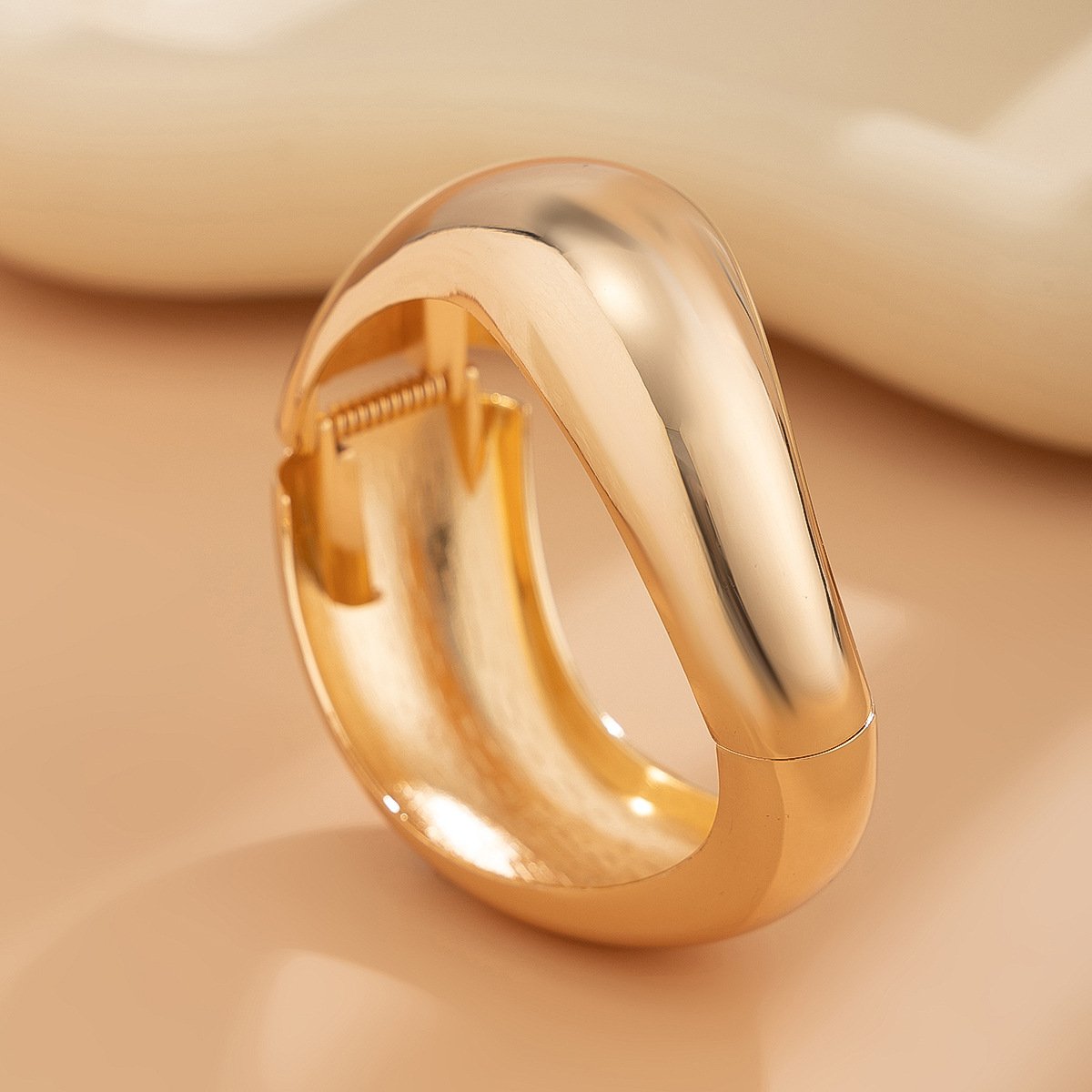 01 Golden Bracelet