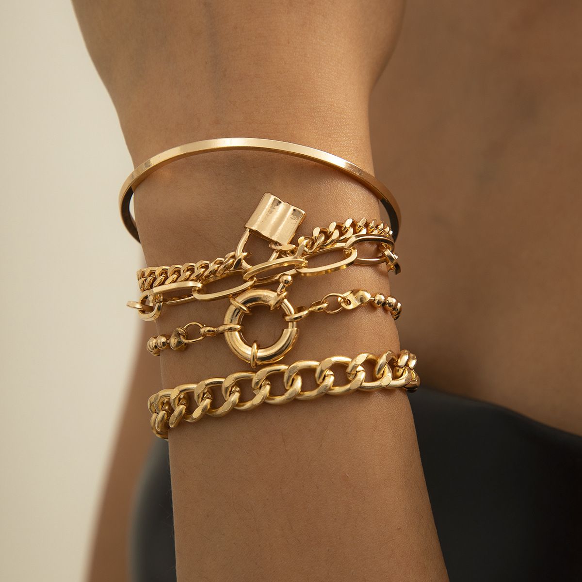 Hip-Hop Style Mixed-Element Round Clasp Bracelet Set - Yunhai Jewelry