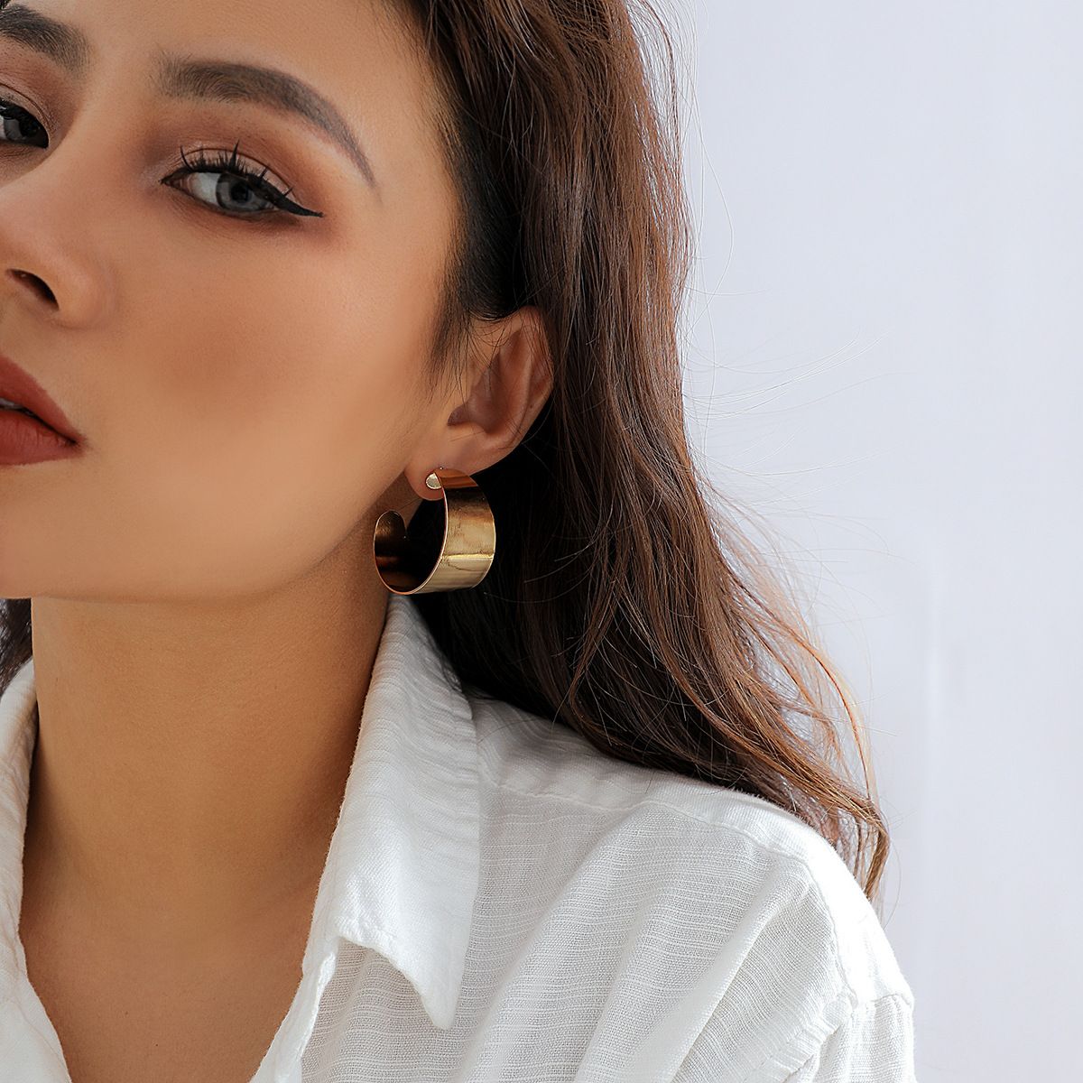 Trendy Niche Metal Earrings - Yunhai Jewelry