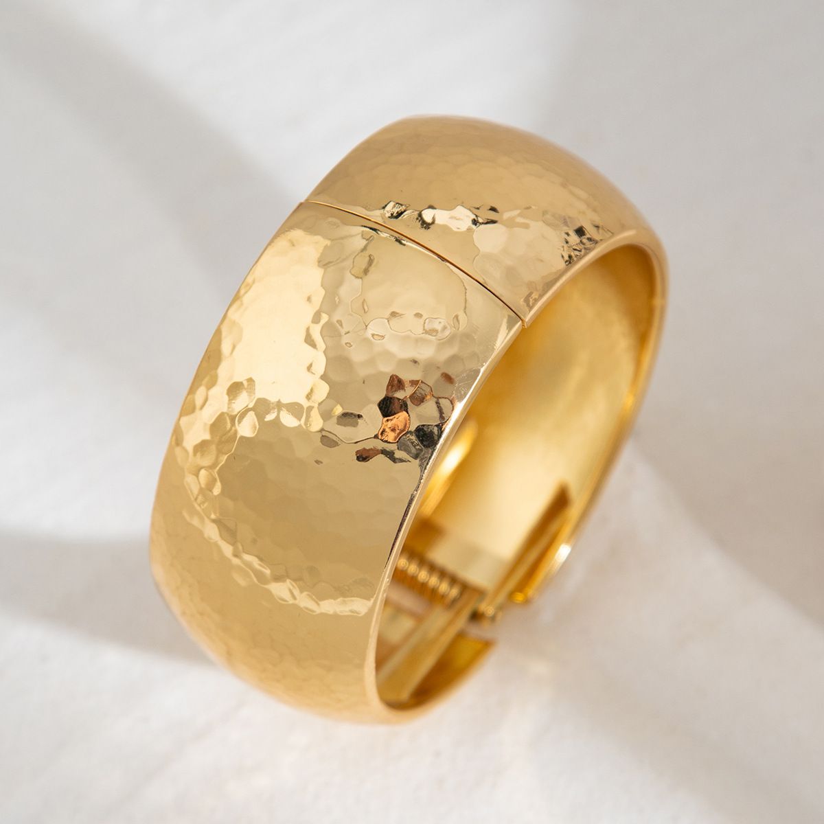 02 Golden Bracelet