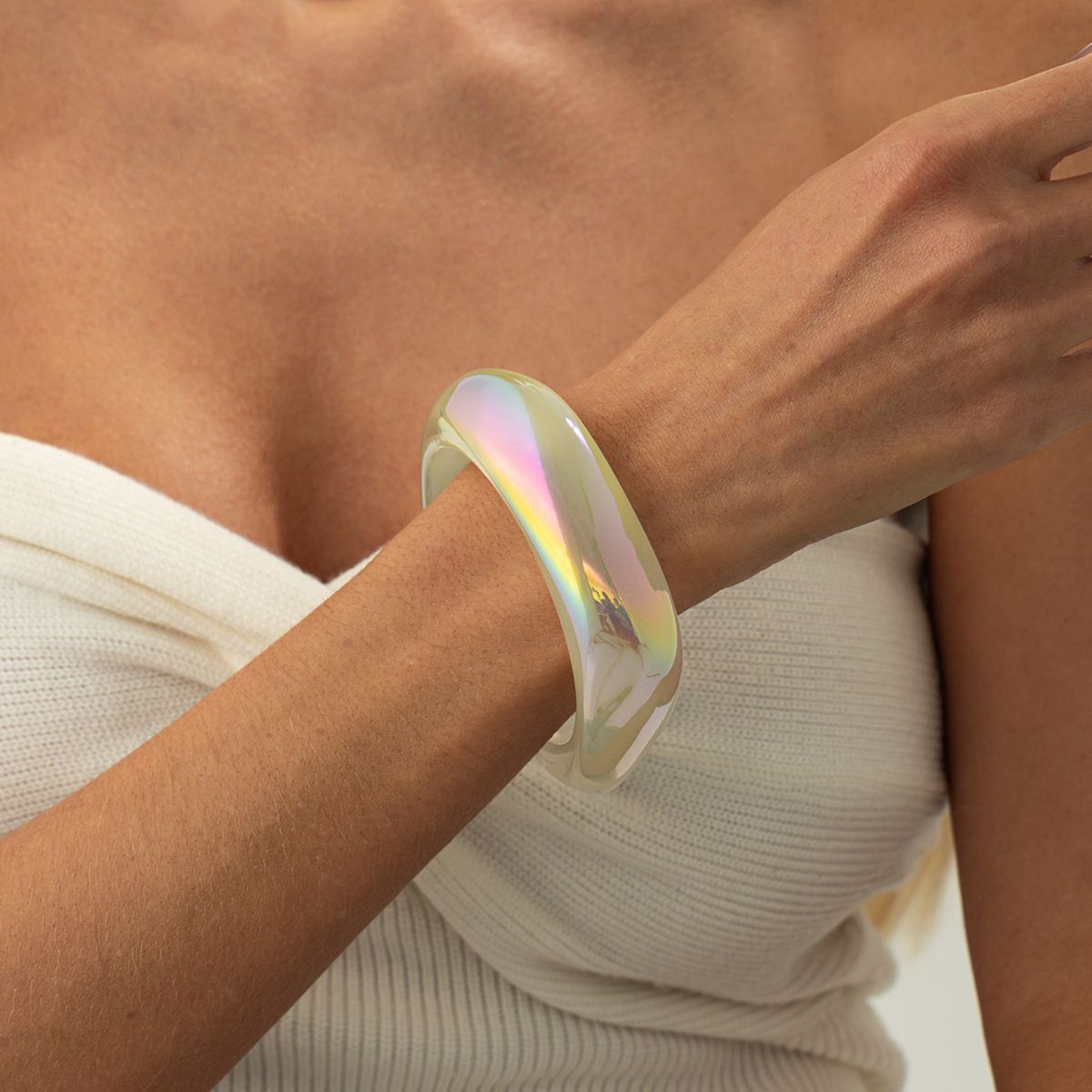 Irregular Iridescent Resin Bracelet - Yunhai Jewelry