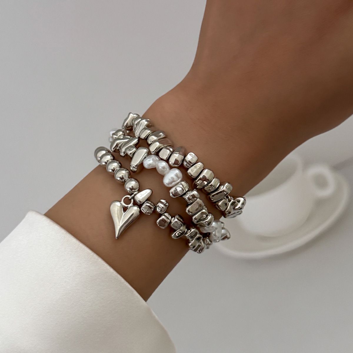 02 White K 3-Piece Set