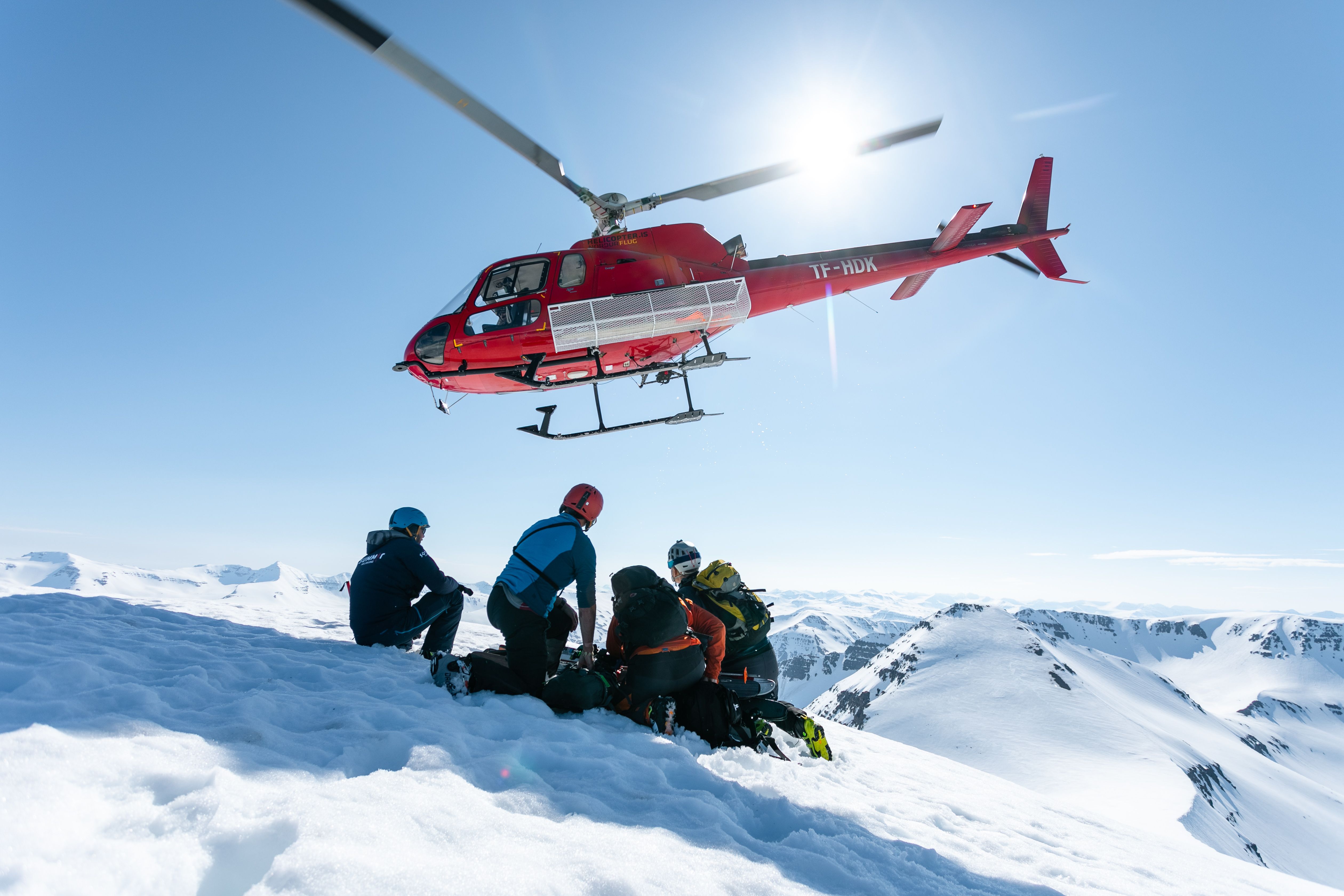  Heli Skiing