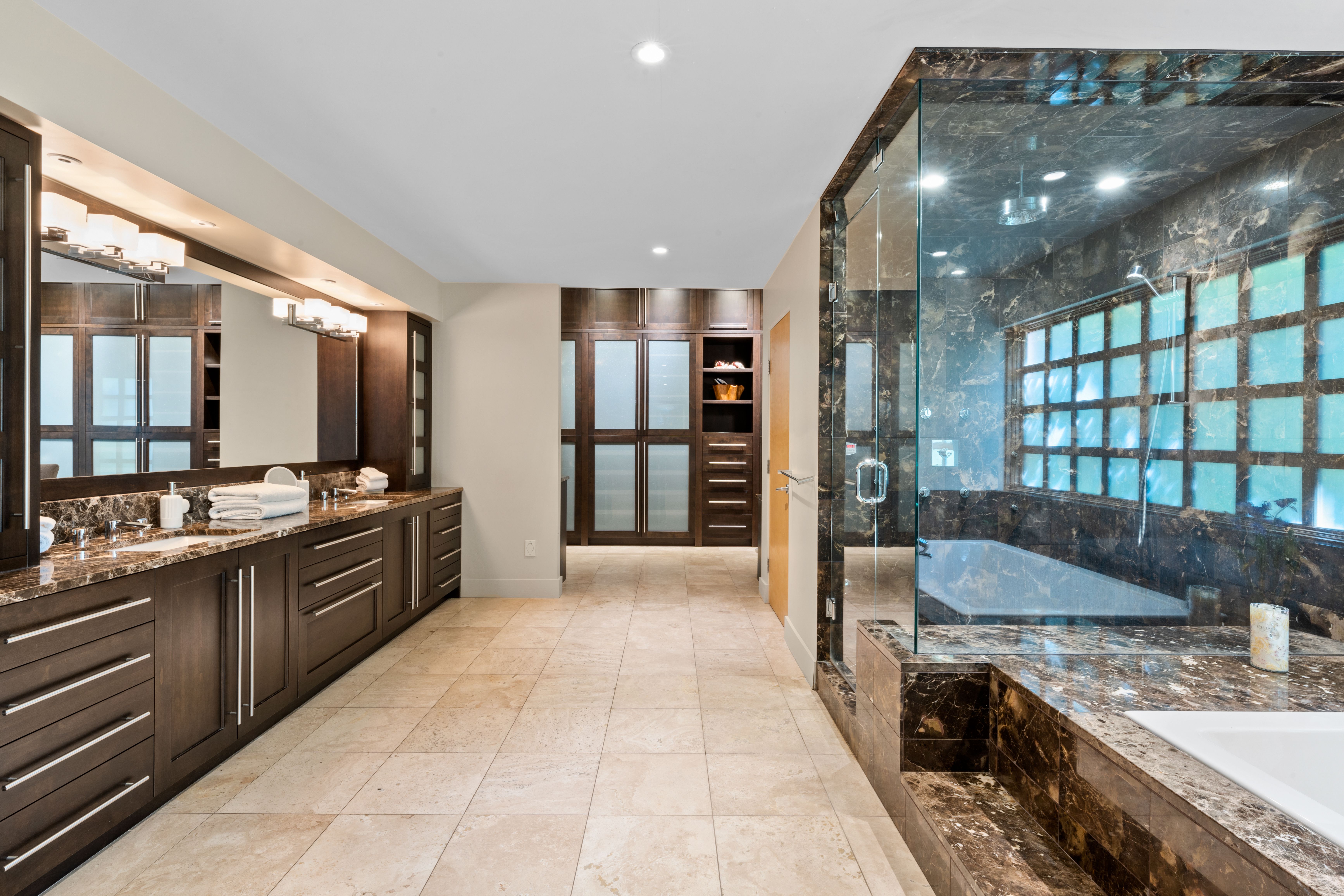 Waterfront Grandeur view 15