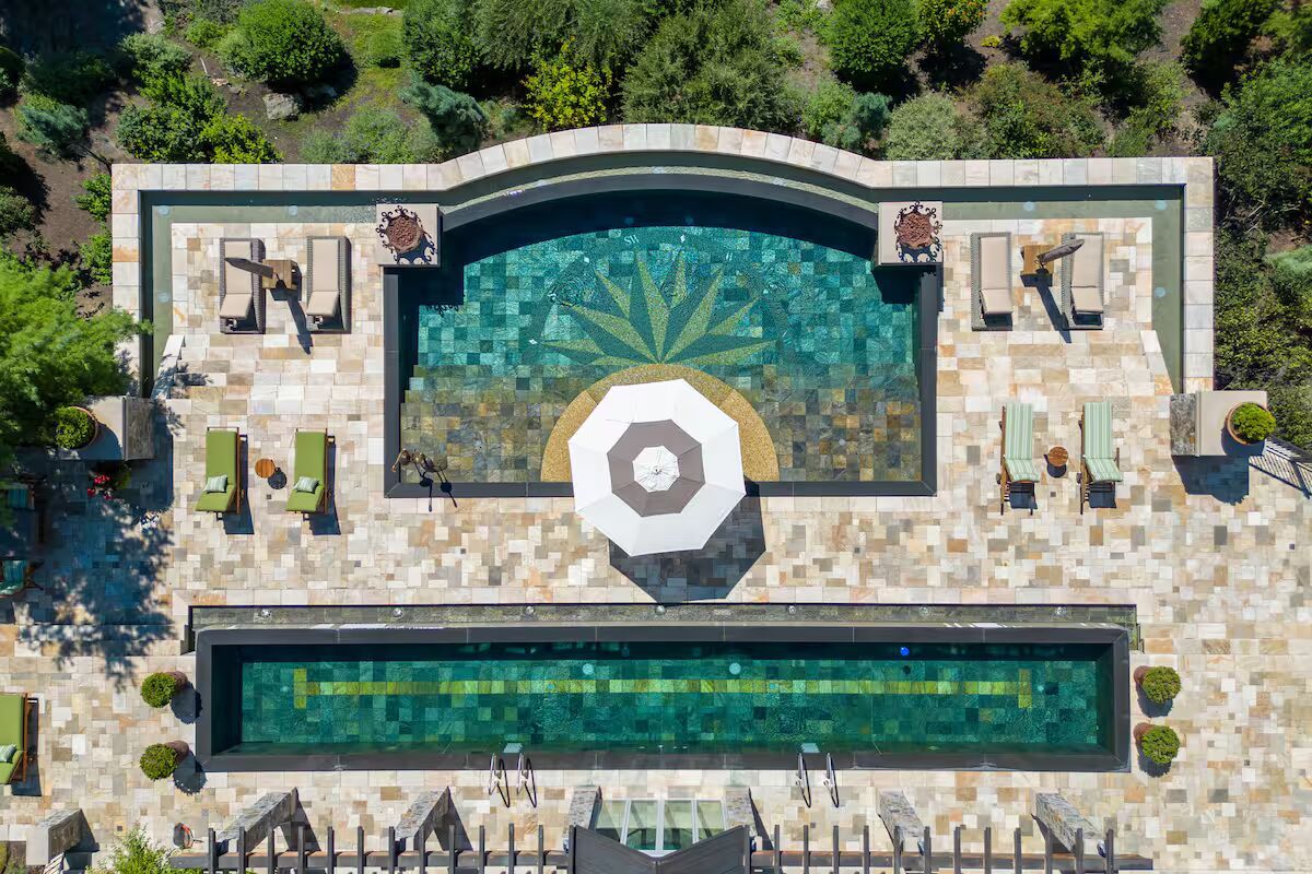 Chateau Okanagan image 2