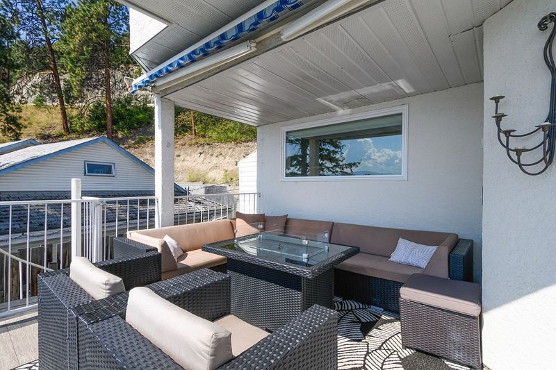 Waterfront Splendor Villa thumbnail 21
