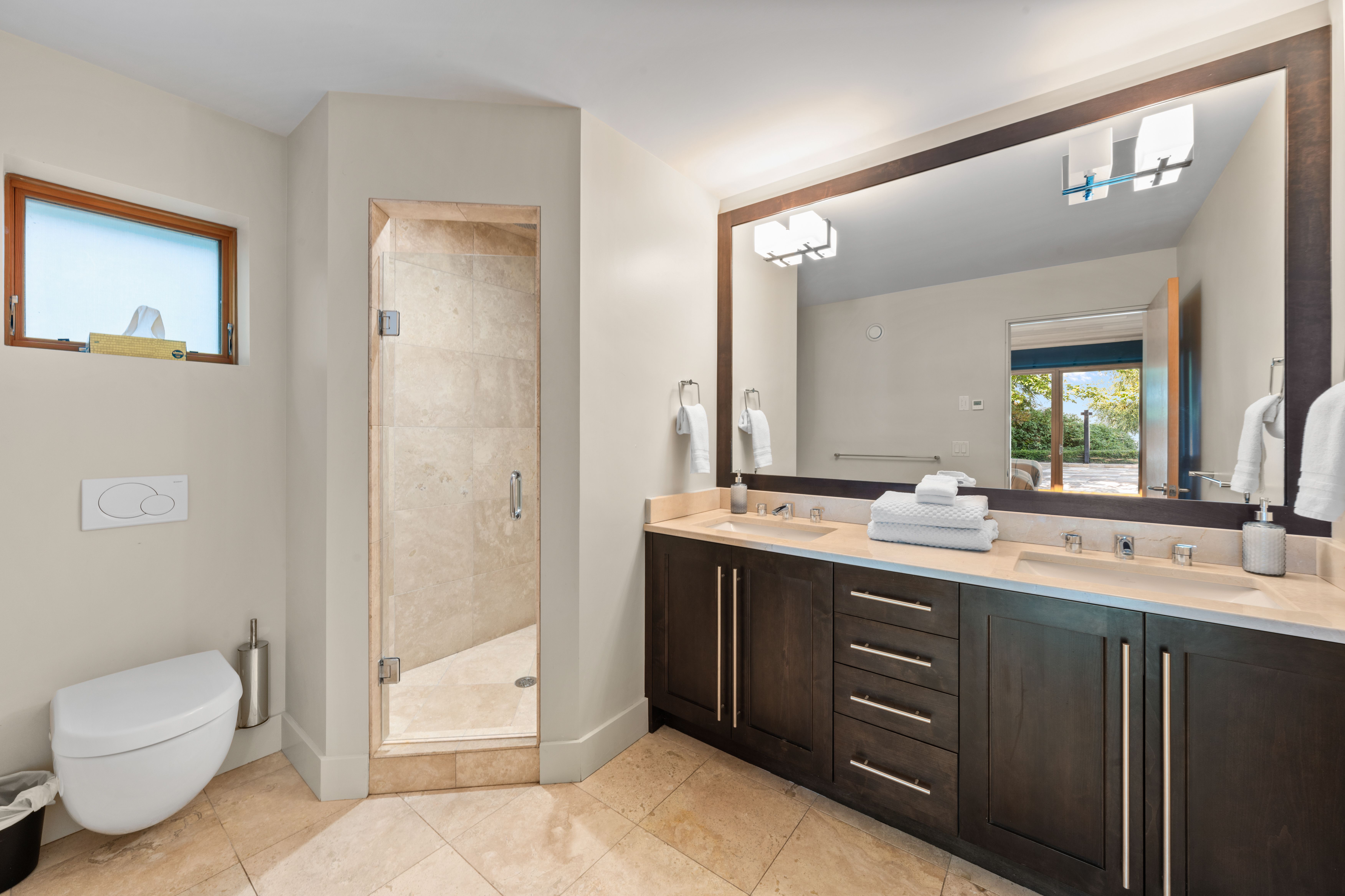 Waterfront Grandeur view 21