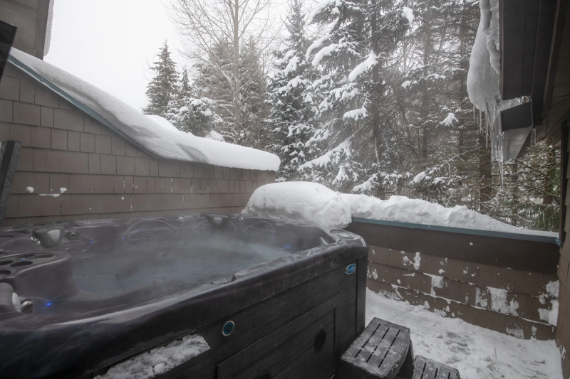 Snow-crest Estate thumbnail 18