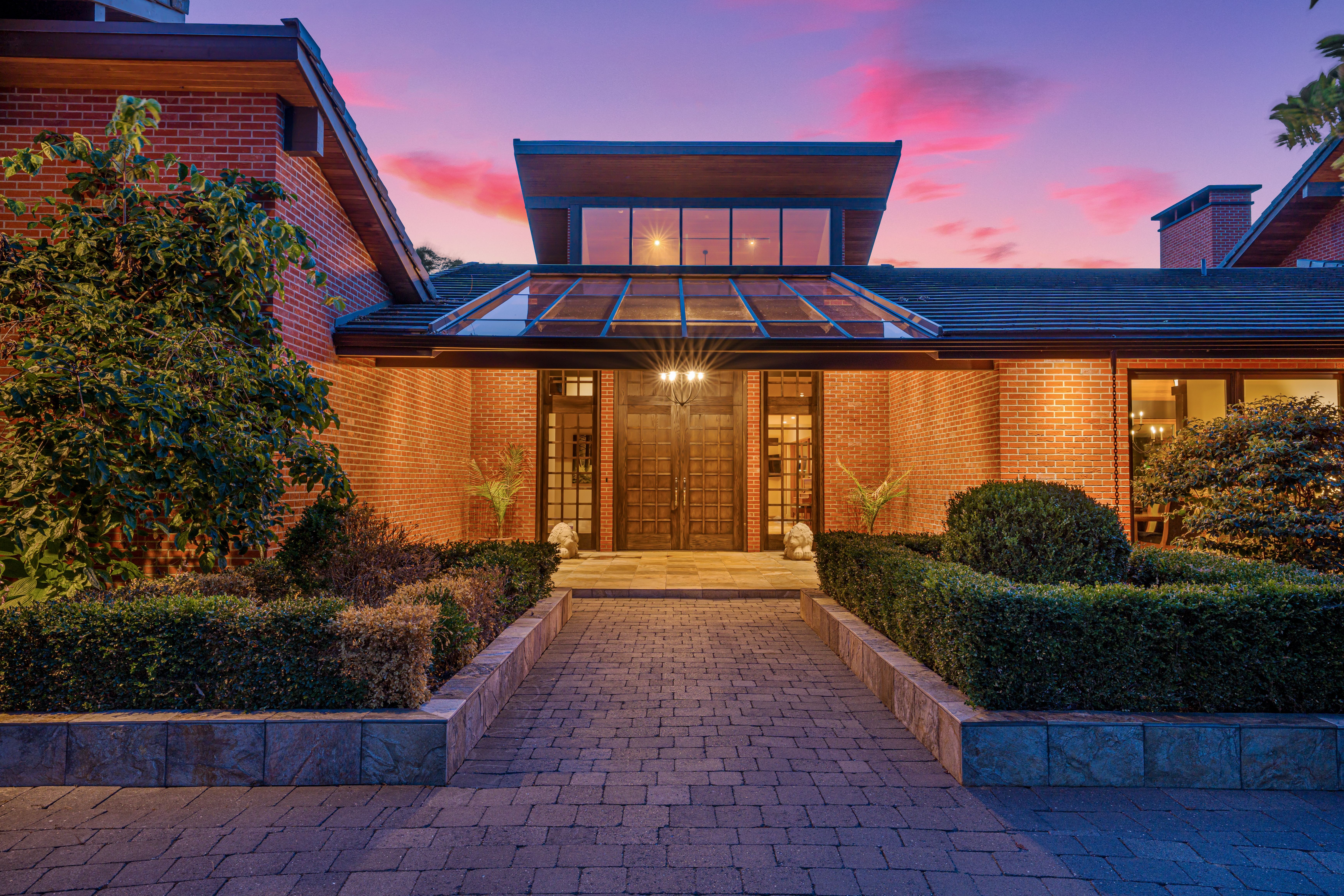Waterfront Grandeur view 63