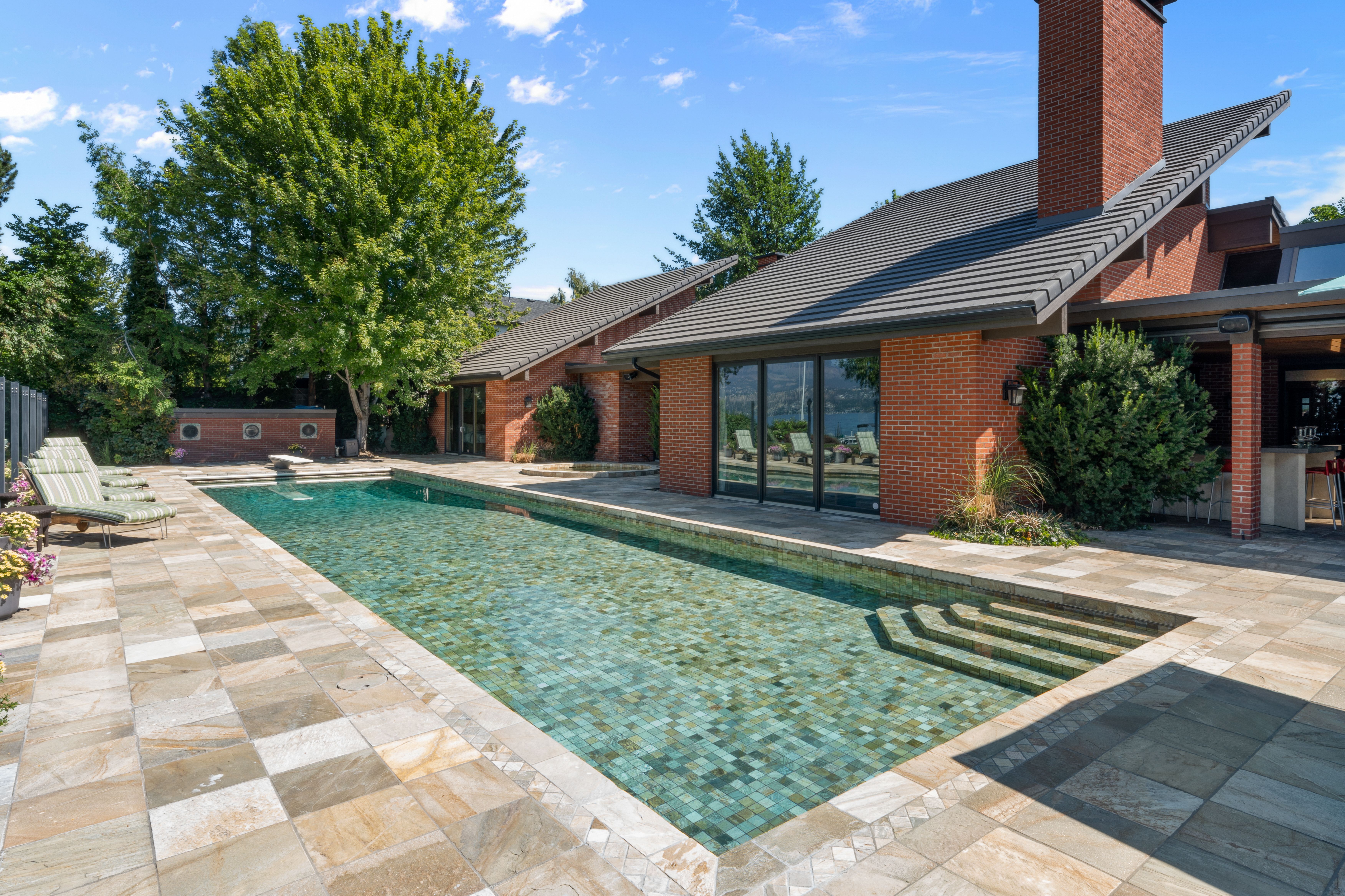 Waterfront Grandeur view 49