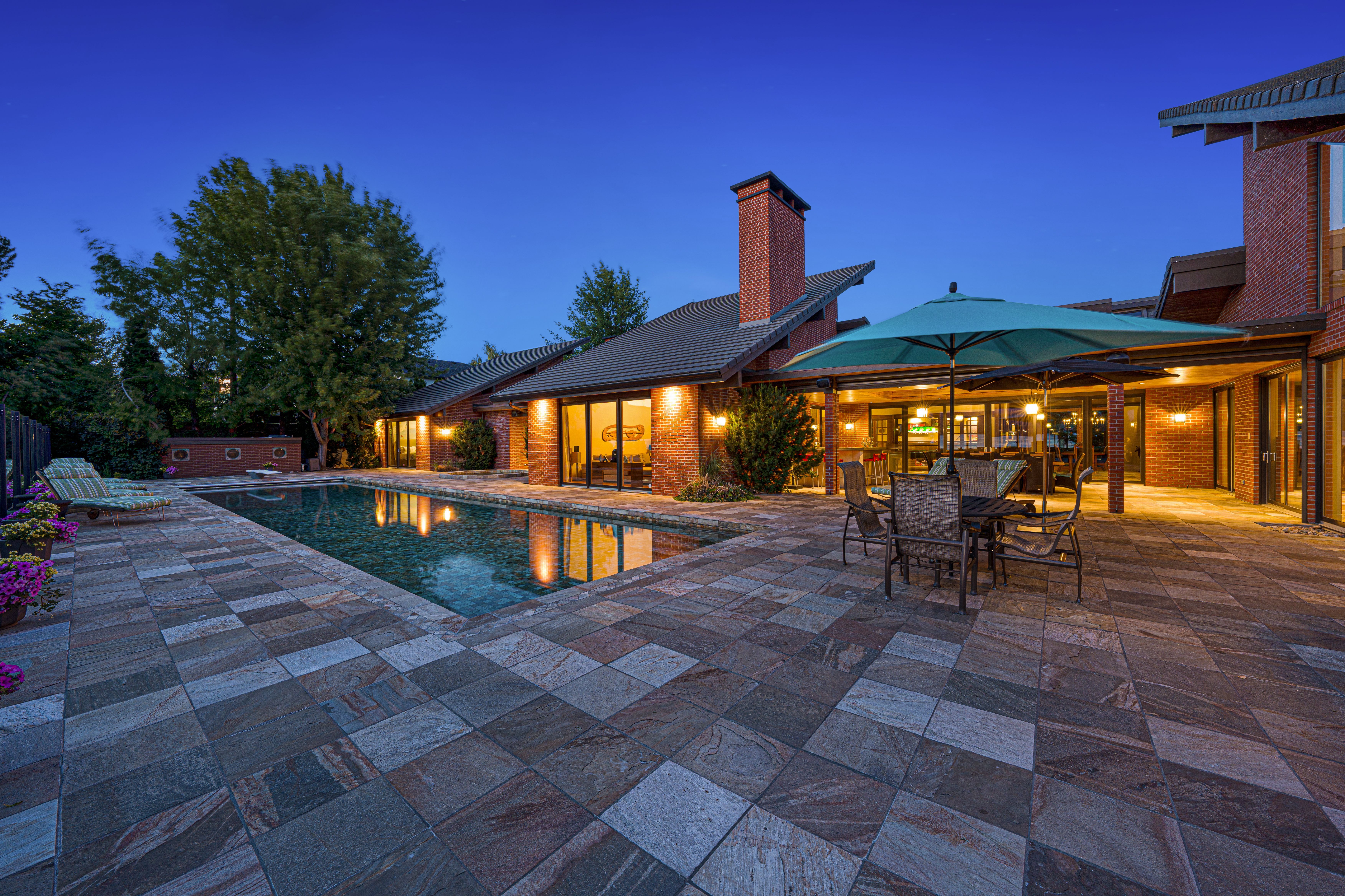 Waterfront Grandeur view 27