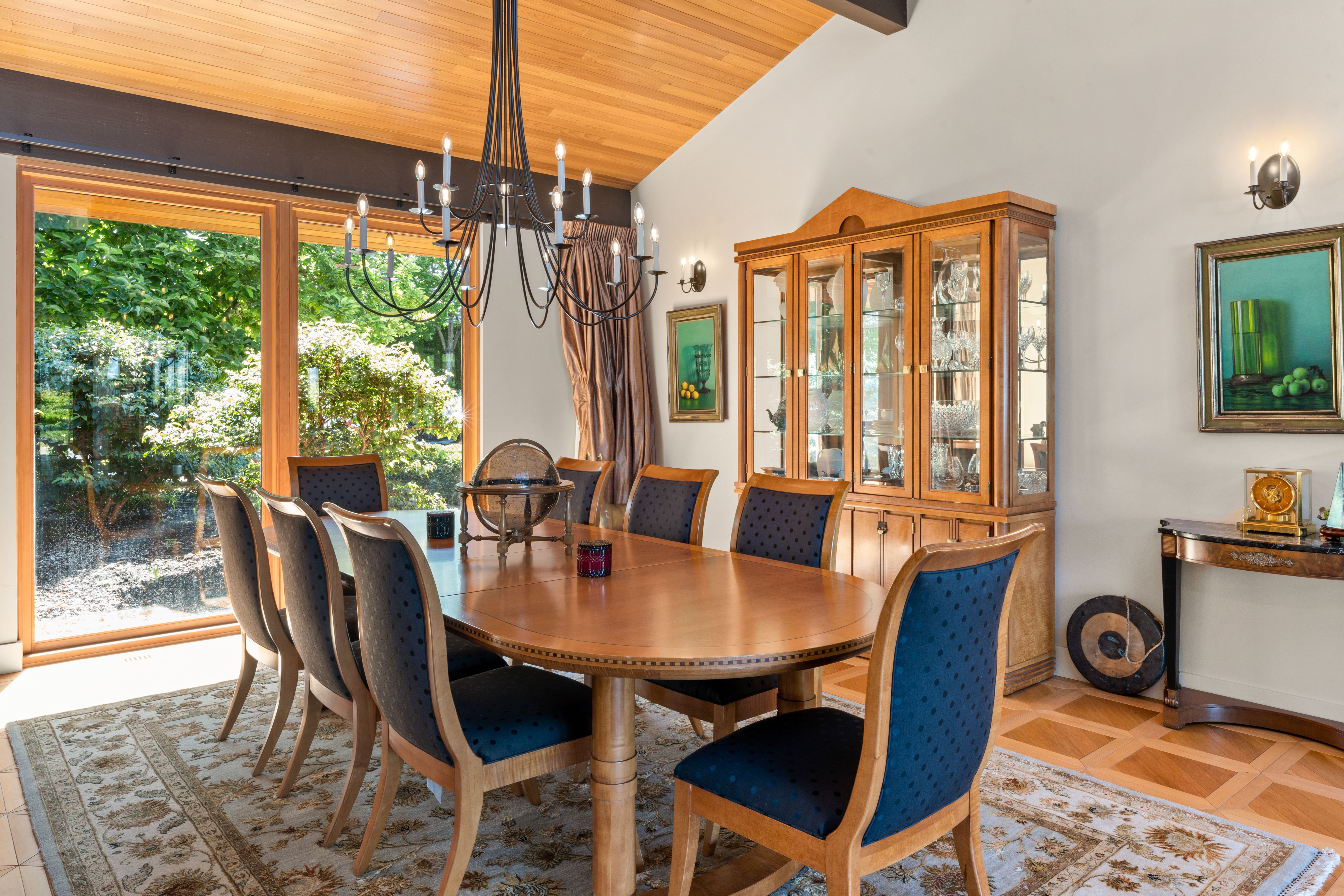 Waterfront Grandeur view 9