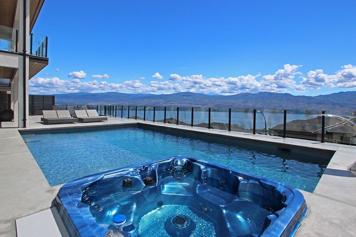 Cascade Paradise view 23