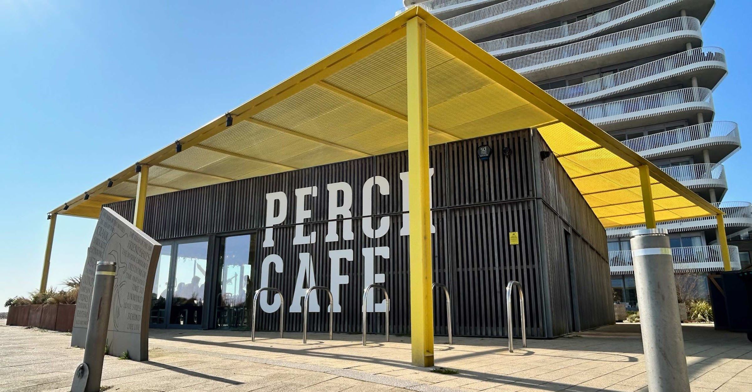 Cafés · Restaurants · & rooms