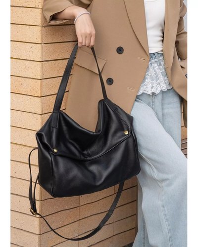 Schwarze Hobo-Bag aus Leder