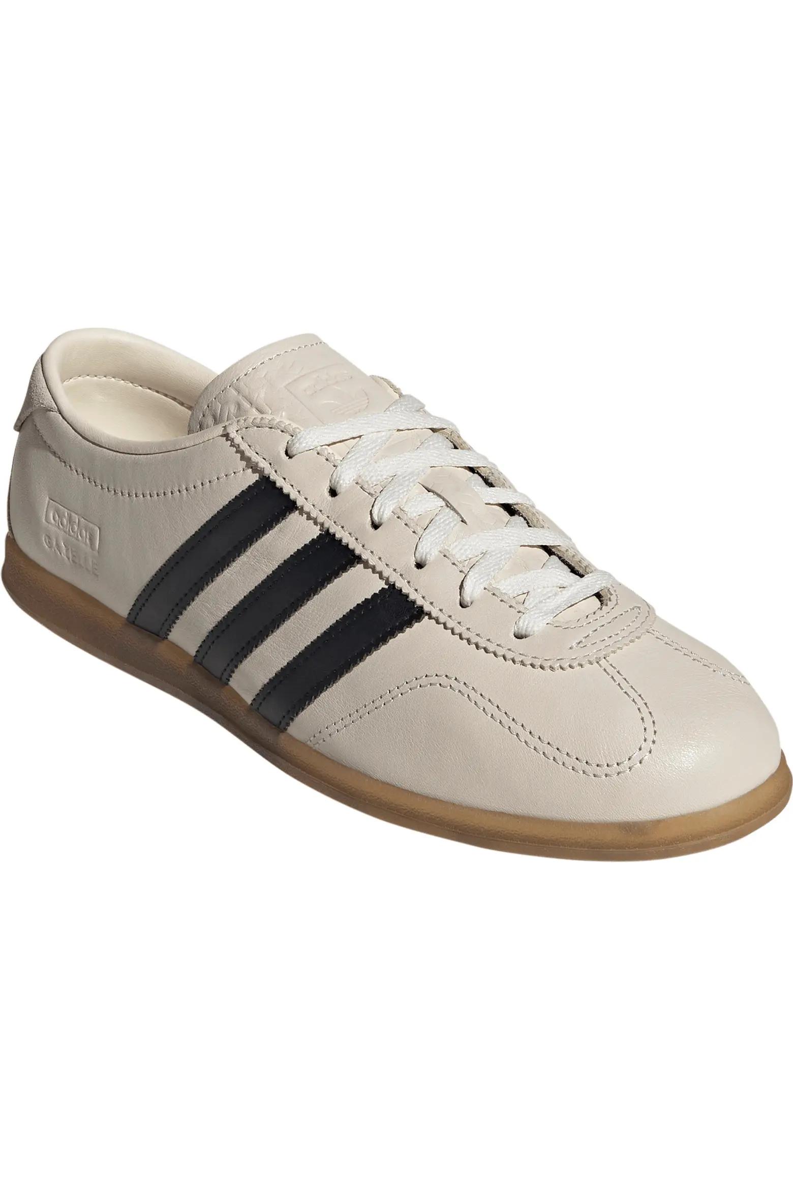 Cream Adidas Low-Top Sneakers