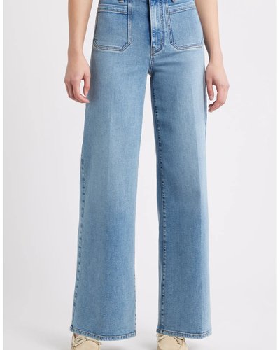 Light Wash Patch-Pocket Wide-Leg Jeans