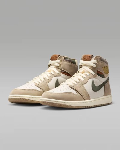 Neutrale High-Top-Sneaker