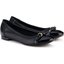 Schwarze Lackballerinas