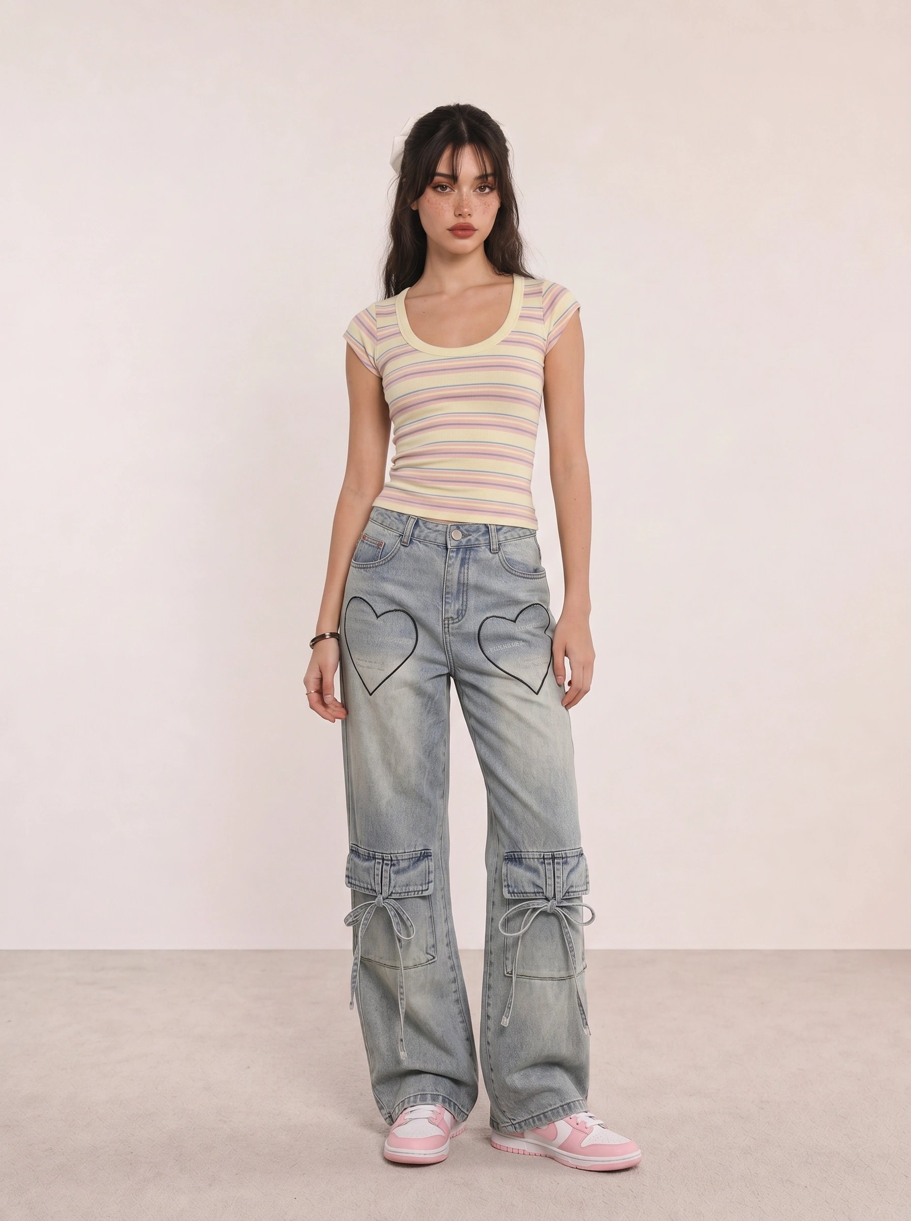 Pastell-Streifen-Crop-Shirt & Jeans mit Herztaschen