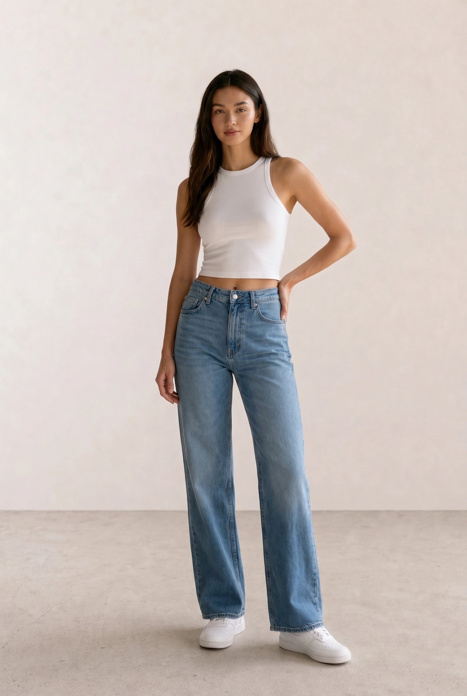 Basic Casual Outfits for Women: Easy Everyday Looks