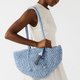 Blaue Häkel-Schultertasche
