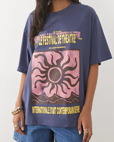 Marineblaues Sonnen-Graphic-T-Shirt