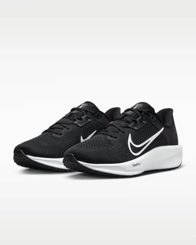 Schwarze Laufsneaker