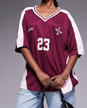 Bordeauxrotes Nummern-Sport-Trikot