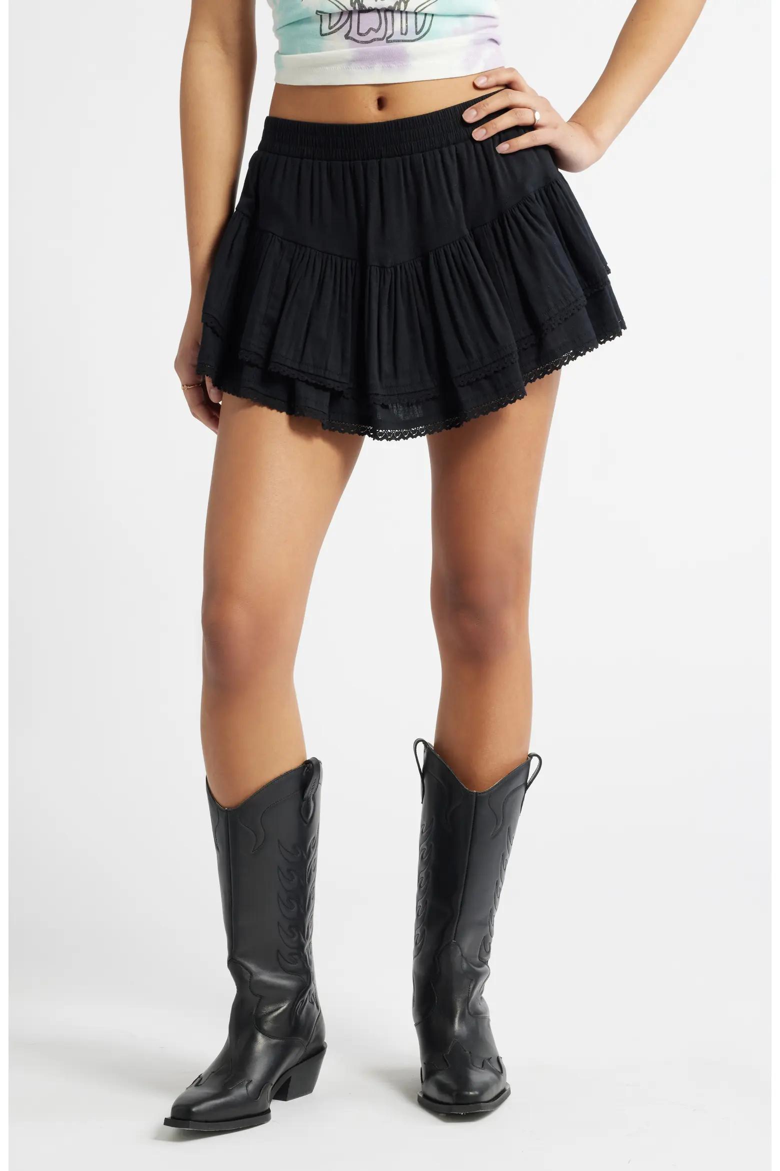 Black Tiered Lace-Trim Mini Skirt