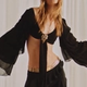 Schwarzer transparenter Kimono mit Glockenärmeln