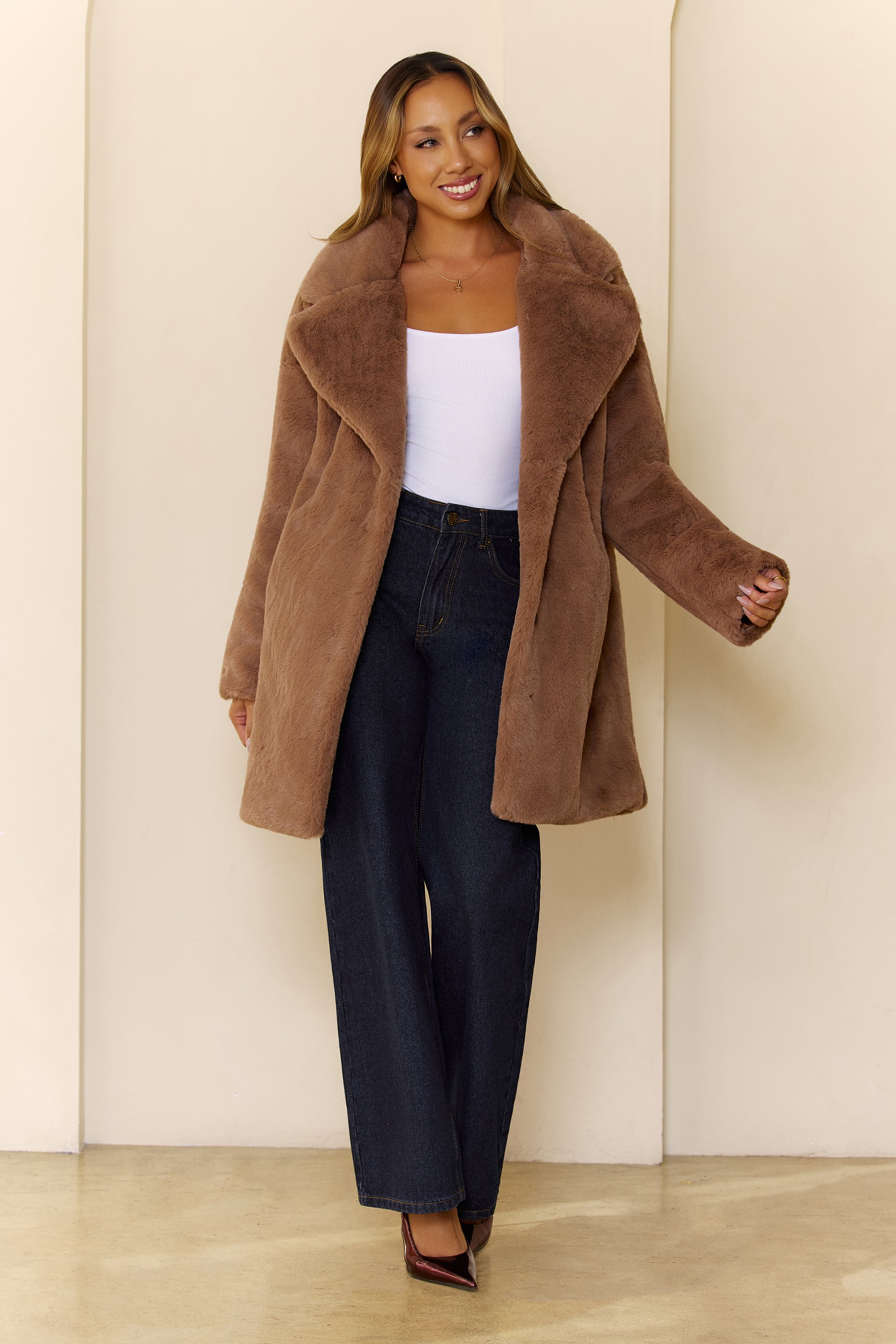 Plush Mode brown faux fur teddy coat