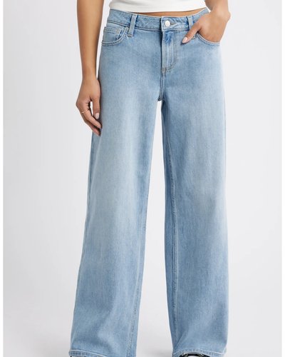 Light Wash Wide-Leg Jeans