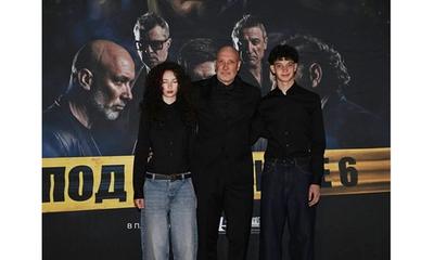 Захари Бахаров с децата си на премиерата на новия сезон на "Под прикритие"