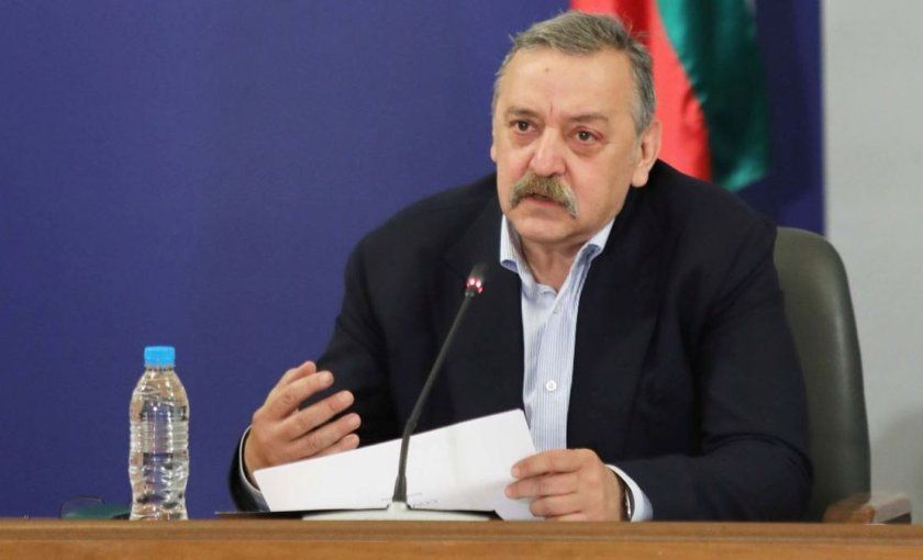 Проф. Кантарджиев: Топлото време може да забави грипната вълна