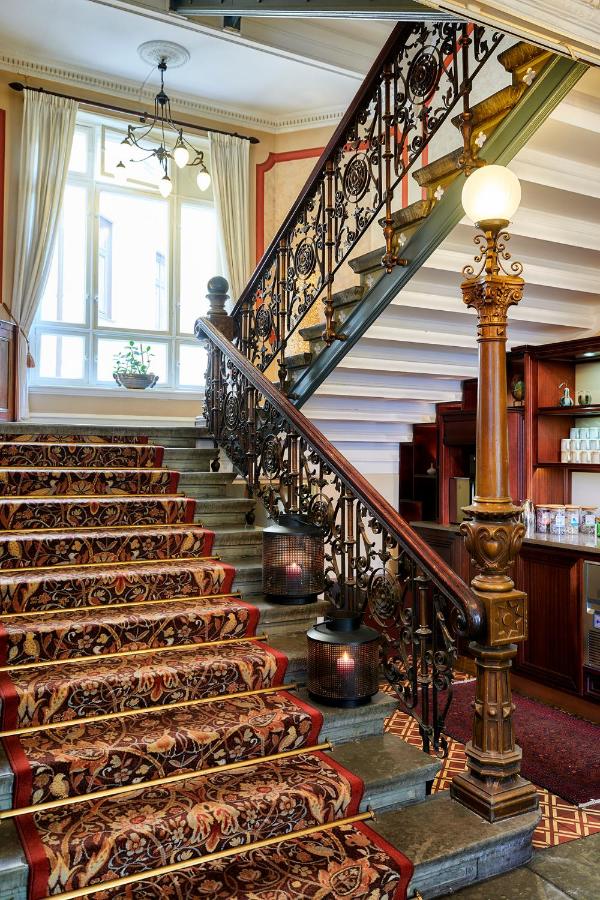 Fancy stairs of Hotel Royal