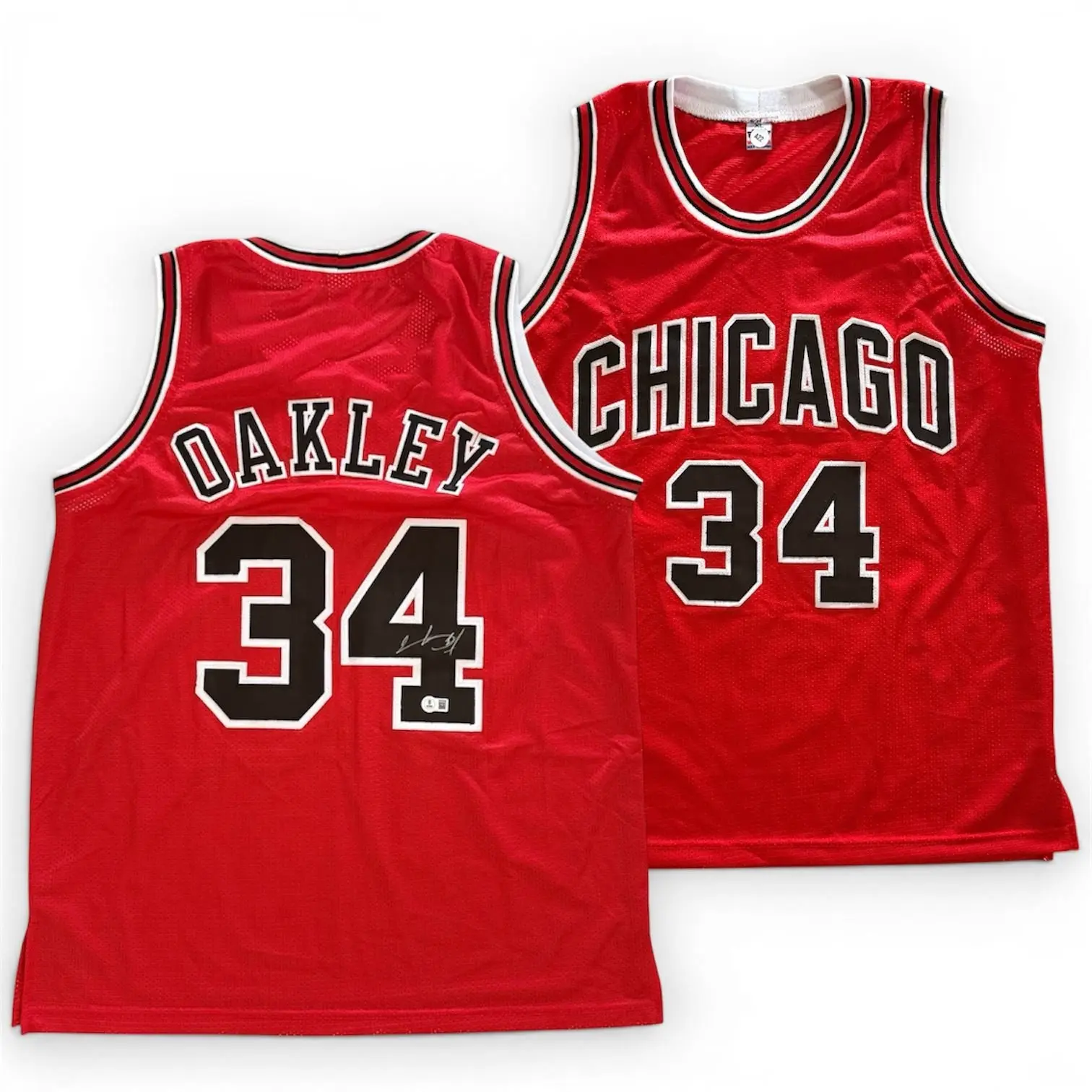 Signerad Chicago Bulls #34 “Oakley” Tröja