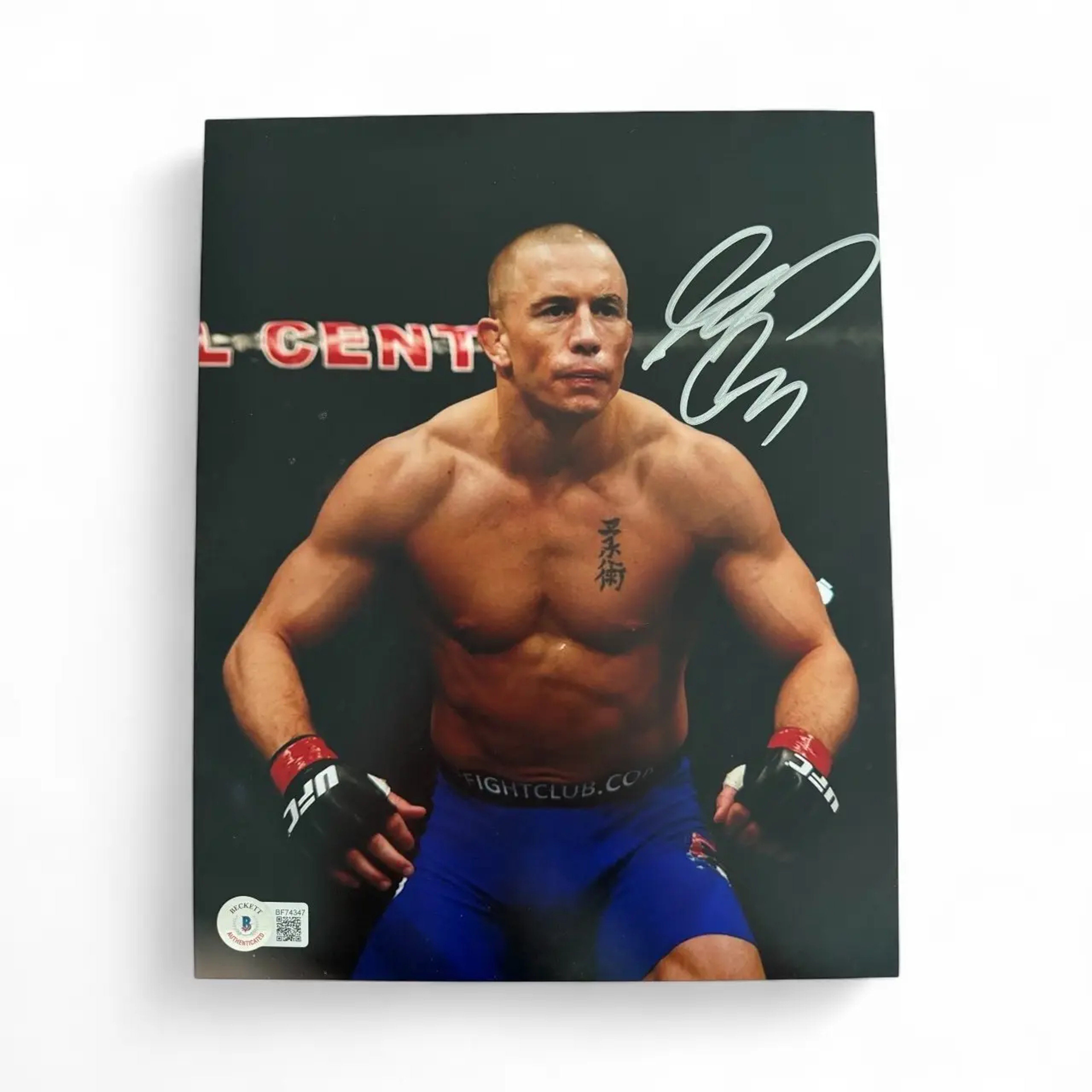 Signerad foto av UFC Georges St-Pierre 20x25 cm 