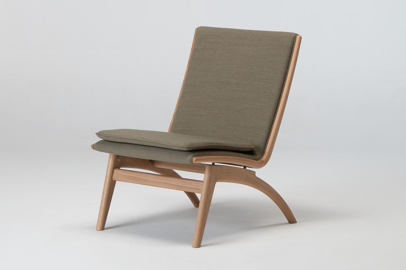 Gaze Lounge Chair designed by Anker Bak and produced by Takumi Kohgei.