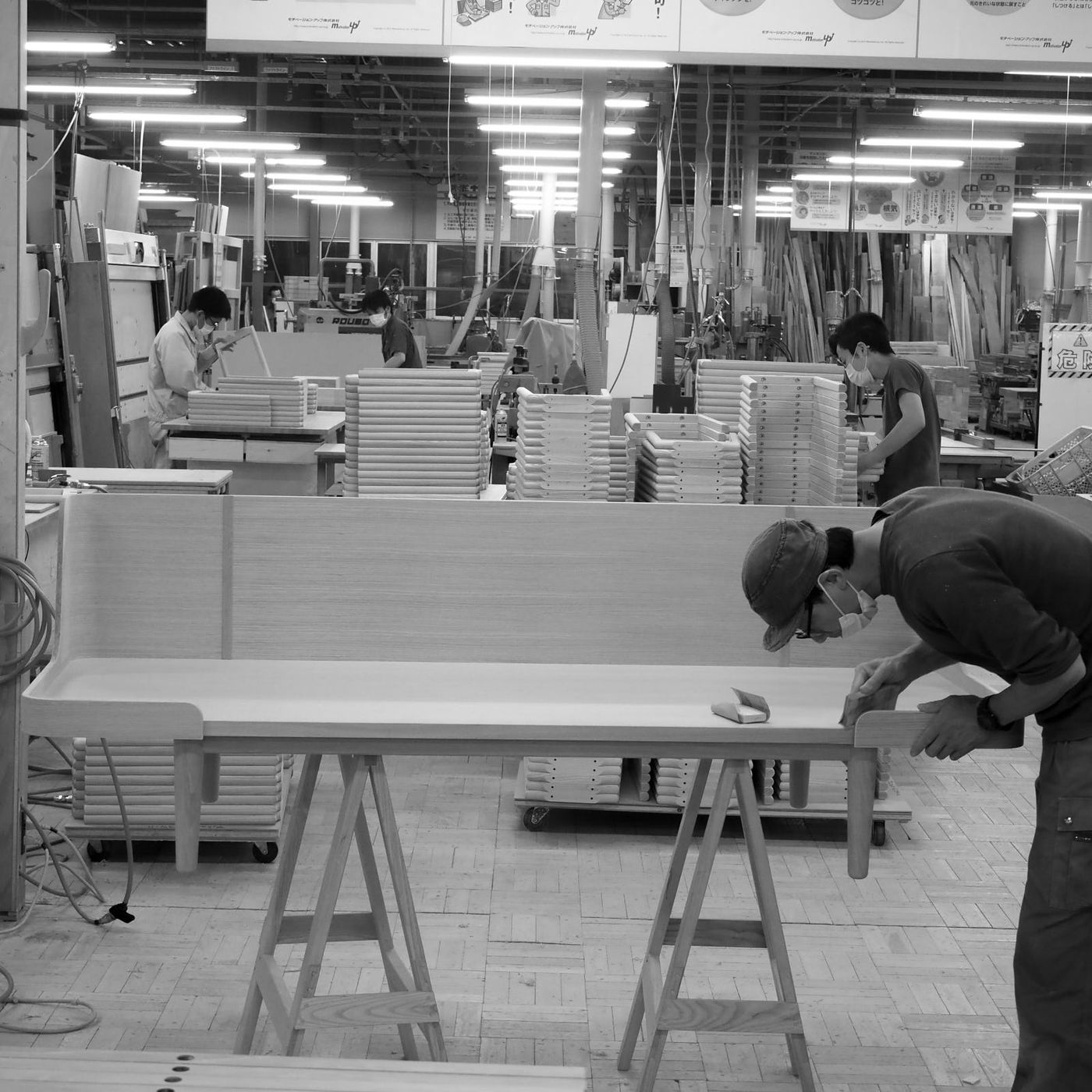 Process of Indsande oak daybed by Anker Bak for Takumi Kohgei