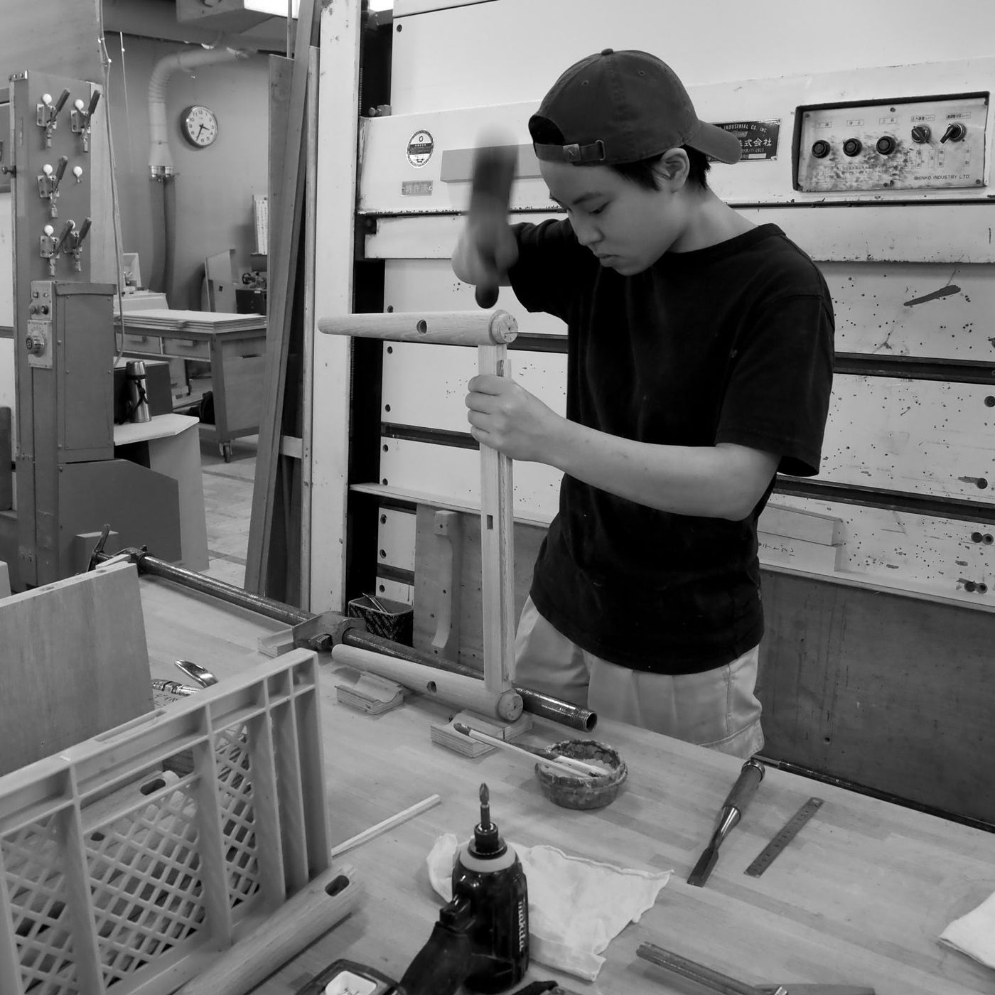 Process of Indsande oak daybed by Anker Bak for Takumi Kohgei