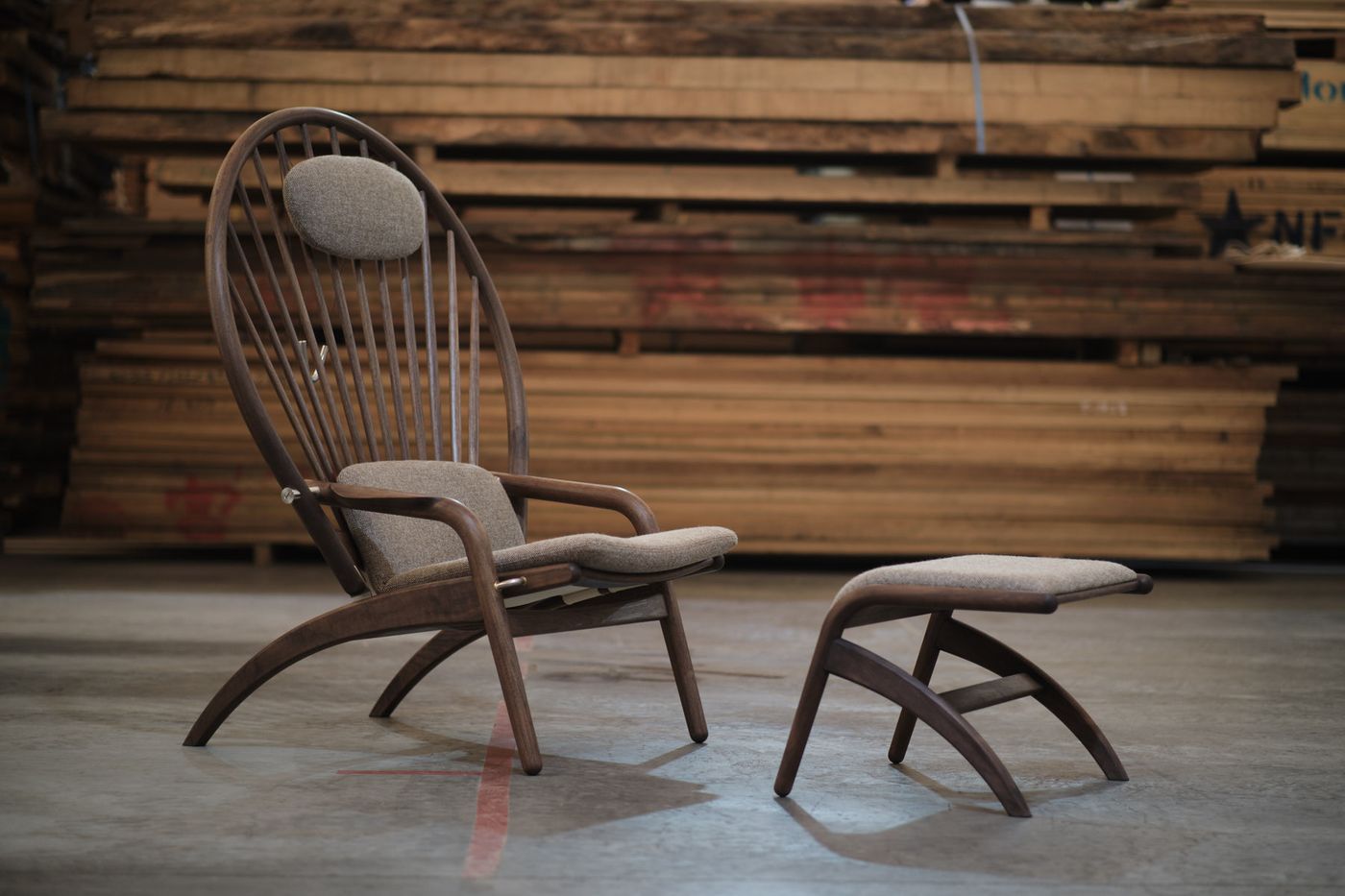 Kumo functional lounge chair in oak, wool and leather designed by Anker Bak for Miyazaki Chair Factory